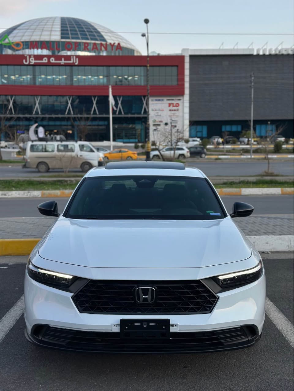 HONDA ACCORD 2025 HEBRYD
سەیارەکە یەك چەمەلاخ بؤياخ بيناو گرتن بي ئيرباگ بي ته  عديل بي شوخت و قوپ تەنها ٦ هەزار رۆیشتووه  فول فول مواسەفاته -هايبريد-سلايت-رادار-كوشن گه رم-بەسمه -گيچ ئەلكترۆنی-هتد سەيارەكه كاتی نەشكاوه ٣ مانگ كاتي له گه له نرخ٢٢٥$ شتيك مه جال 
***********
***********

1HGCY2F55SA041680

عربي
هوندا اكورد ٢٠٢٥ هايبريد
السيارة ماشية ٦٠٠٠ الف فقط
ايرباگات كلها سليمة ما طاگ
بجم كبس بدون دواخل
واحد جملوغ صبغ
فول فول مواصفات
حجم محرك ٢٠
السيارة كاتي تترقم شمالي  

1HGCY2F55SA041680 رانية, السليمانية

