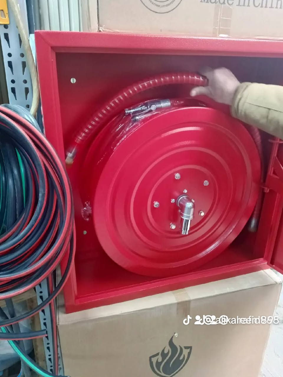 نعمل على تجهيز وتنفيذ منظومات الإطفاء والانذار للحريق 🔥 والتأسيسات الميكانيكية 
***********
