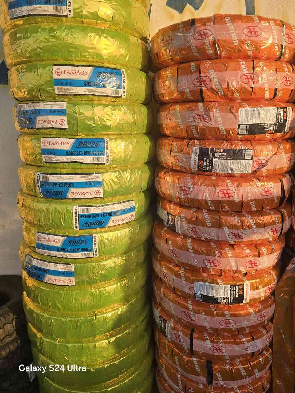 بسم الله الرحمن الرحيم  🕋🕌
تتوفر كافه القياسات الكبيره والصغيره 🚙🚚

315/80/22.5  جويال : أدمن 💰💰💵
1200/24  ماركات 

قياسات صغيره مختلف الأحجام 🔎📷

بطاريات ضمان سته أشهر 💎🎬

جمله & مفرد 
📌الموقع 🕸 الرمادي قرب جسر البوفراج 
 الهاتف 📲📱  ***********
