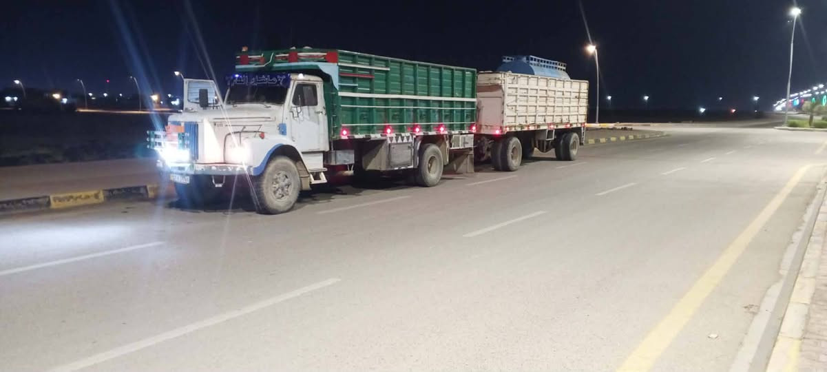 سلام عليكم  سكانيا 111 محرك شرط گير شرط  اكسن شرط شاصي بلادي
رقم نينوئ نكليزي بسمي شرط تحويل سعر 22 مليون وبه مجال شي بصيط ***********
