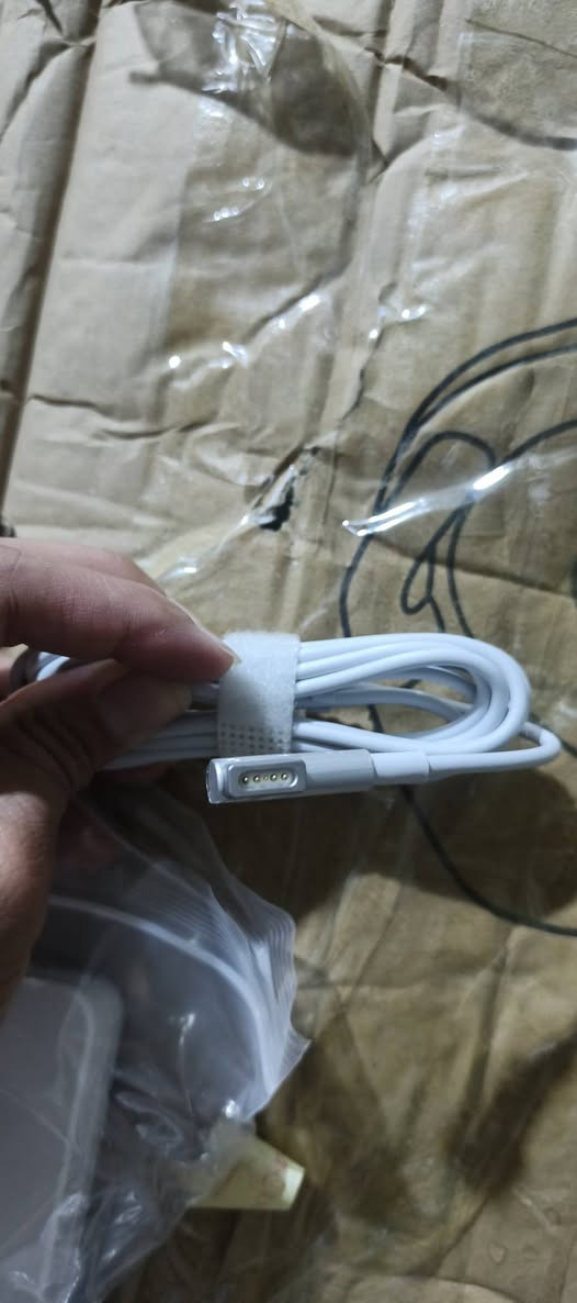 شاحنه لابتوب عملاقه بور ادابتر 60 واط  مال امزون ب 10


**إذا كنت صاحب هذا الإعلان وتريد حذفه لأي سبب، رجاءا أرسل رسالة إلى الدعم الفني**