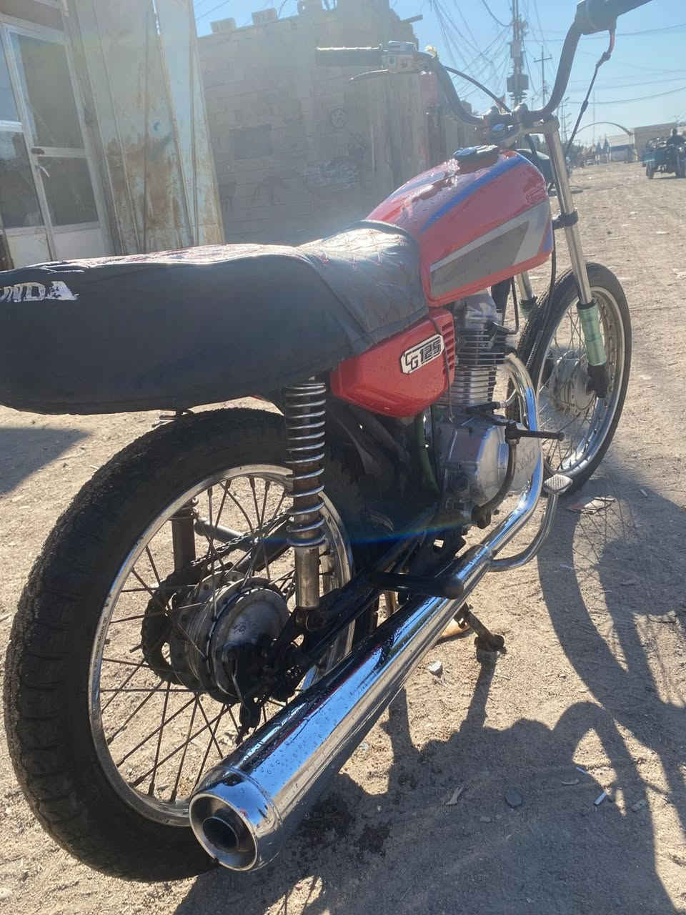 سلام عليكم شباب دراجه ادوات نامه شلامجه حلوه ونضيفه السعر 300وبيها مجال البصره خمسيميل ***********
