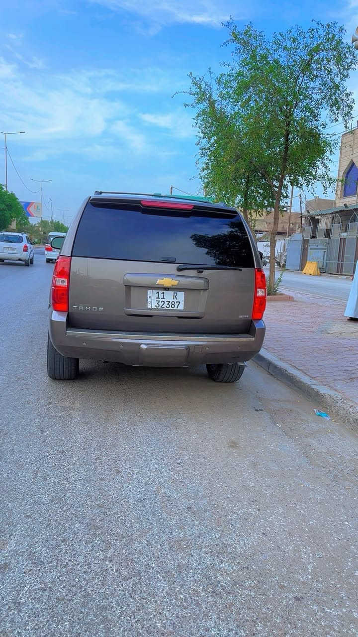 تاهو خليجي مكفوله موديل 13. رقم بغداد السيارة اي نقص مابيها  موصفات حلوه زت 71العنوان بغداد البياع حي الشهداء السعر 24 /. بيها مجال لشراي //***********
