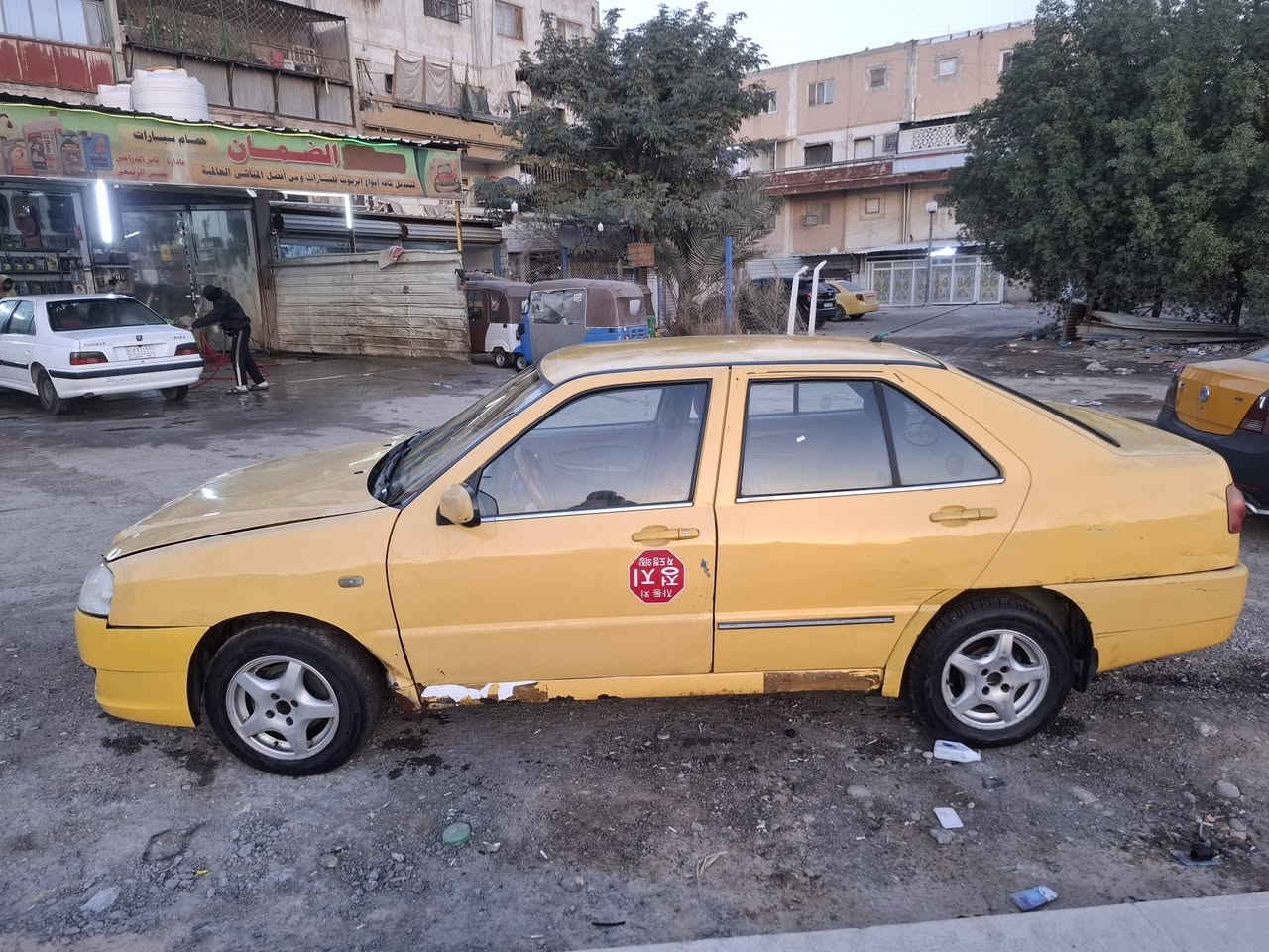 السلام عليكم شيري كوين بغداد ٢٠١٠للبيع كير ومكينه بيكاجو مصفرة هيئه وغرامات بيها خيط بخارالسعر ٢٠ المكان الدورة ***********
