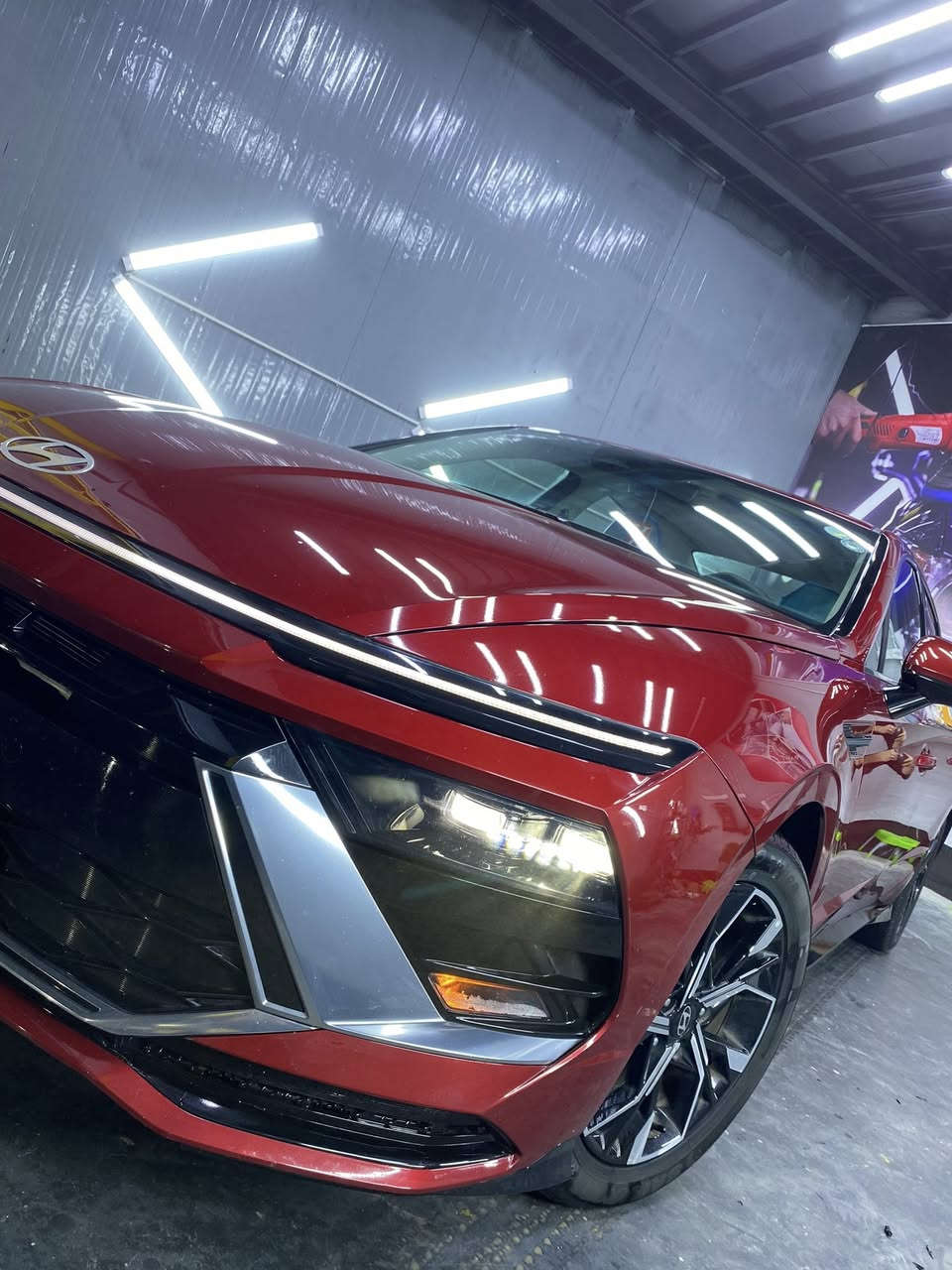 السلام عليكم
سوناتا 2024 شكل جديد

‏2.5L حجم محرك

فول مواصفات من عده الفتحه

گير 8 نمر

بصمة تشغيل وابواب

المقاعد: كهربائي  + تدفئة 

٥ وضعيات قيادة

جنطه ذكيه 

لايت لد 

بك لايت لد 

ترحيب

دشبول الاكتروني 

شاشه كبيره 

كير تعليك 

شحن لاسلكي

اوتو ستوب

اوتو هولد

رادار

نقطة عمياء

رادار خطوط شوارع

فوول تحكم ستيرن

سيارة رقم أربيل تريد تحويل او وكاله 

الحادث كسر بشباج الأمامي 

ارباك دركه

بيع مستعجل 198$

سياره  ماشيه 34

العنوان بابل 

الاستفسار 

***********
