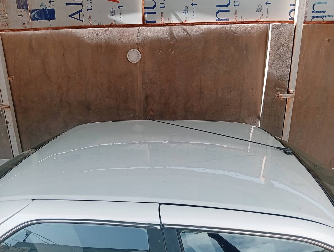 سياره للبيع بارص موديل 2014السيارة بسمنة مشط جديد رقم ال2031السيارة خير من الله ماتذب عليه ربع السعر 45 اوبيهة مجال مكان السياره ديوانية الرقم ***********
