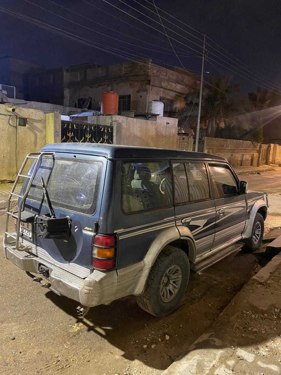 سياره باجيرو موديل 2000 رقم بصره إنكليزي بسمي سنويه لغايه 31 مكينه وكير vvt جدد سياره بلاديه بيها خياس قليل كهربائيات شغاله عنوان بصره جمعيات الاسكان 
***********
ما متواجد واتساب
