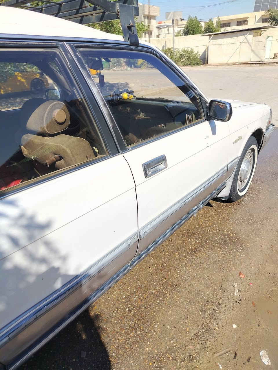 السلام عليكم سيدان ٩١ بسمي رقم انكليزي اي مكان احولك سياره بلادي مابيه صبغ بس بل ذيل شوف وقيم كامله من كلشي فقط تبريد كهربيات كل شغاله سعر ٦٥ وبيه مجال للشراي رقم ***********
