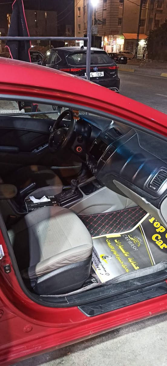 فورتي 2016 للبيع
حادثها بنيد وما بيها صور حادث وم عندي سونار 
رقمها بغداد 
ماشيه ١١٢ الف ميل يعني ١٨٠ الف كيلو 
محركها 1800 دوش
كير ومحرك نظيفات 
سعرها 102 وبيها شويه مجال
مكاني بغداد حي العدل
***********
***********
