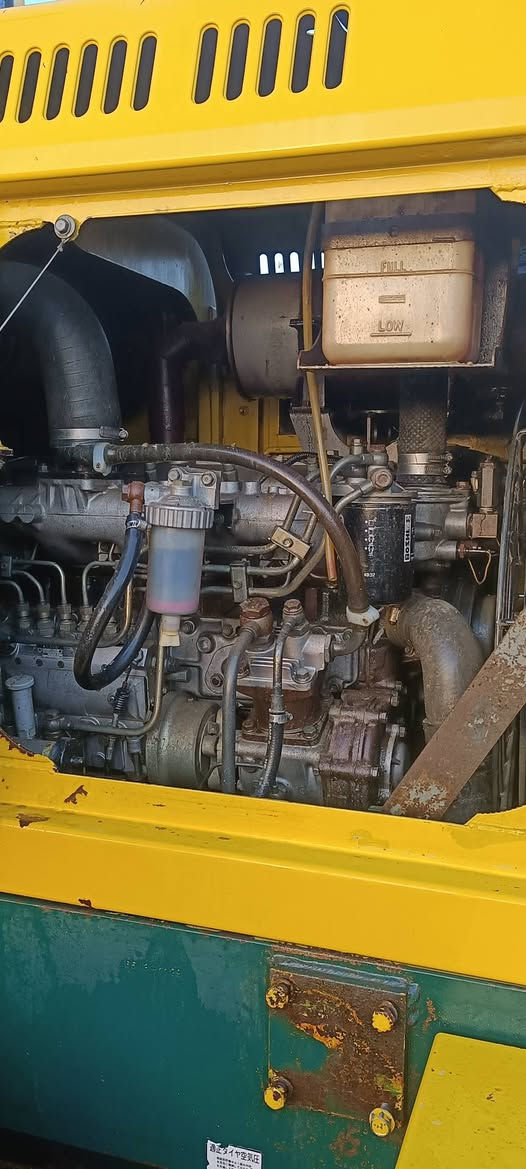 السلام عليكم
شفل كاوسكي حجم (65)
مرقم وجاهز للعمل 
السعر 🔹5 شدات🔹أو بيها مجال 
الاستفسار الاتصال على الرقم 
♦️***********♦️
