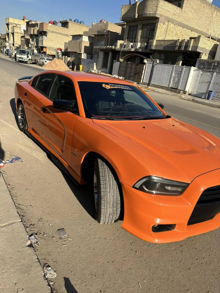 سلام عليكم من رخصت الدمن جارجر ٢٠١٤ هيمي ٥٧٠٠السياره خير من الله فول عده الفتحه حادثه بنيد بمريكه وهنا بل عراق جاملغ اليمن نفسه مصلح والثاني بس كلير بدوم شواصي بدون لغود السعر ١٥٠ وبيه مجال الستفسار على الرقم ***********
