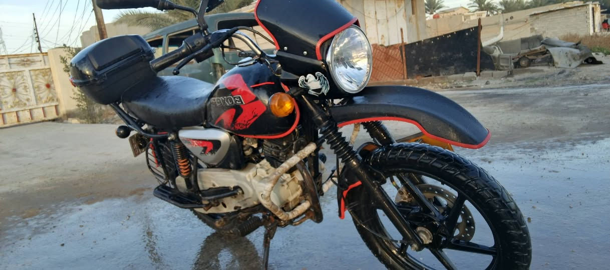 اعيد نشر بسبب الوعود الكاذبه بيع مستعجل بوكسر مرقم نكليزي لوحة وسنوية  دراجة جبلي موديل 20 طالعة بل 22 مال بيت للبيع بمليون800 وبيهة مجال 
***********
