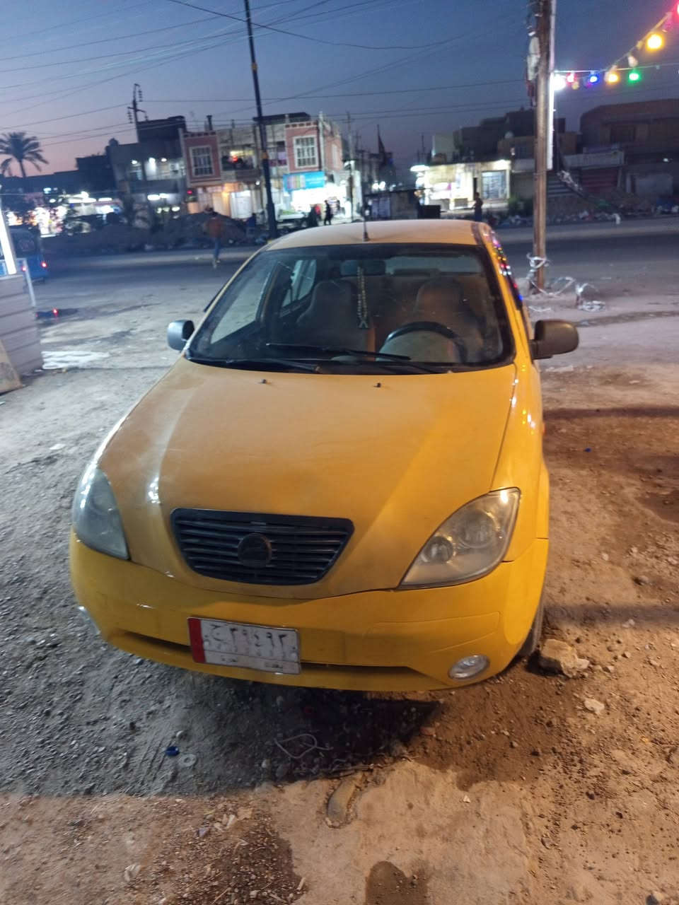 سلام عليكم ورحمه الله وبركاته طيبه للبيع موديل 15 رقم بغداد 
***********.  السعر28
