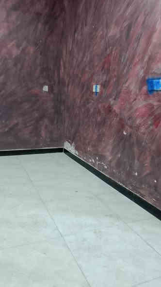 للايجار في السيدية
شقة طابق ثاني تحتوي على غرفة وصالة ومطبخ وصحيات 
الموقع شارع العلوة 
ترهم طلاب أو عائلة
السعر الايجار 550
للاستفسار مراجعة مكتب الكرم  للعقار 
او الاتصال على الارقام التاليه 
***********
