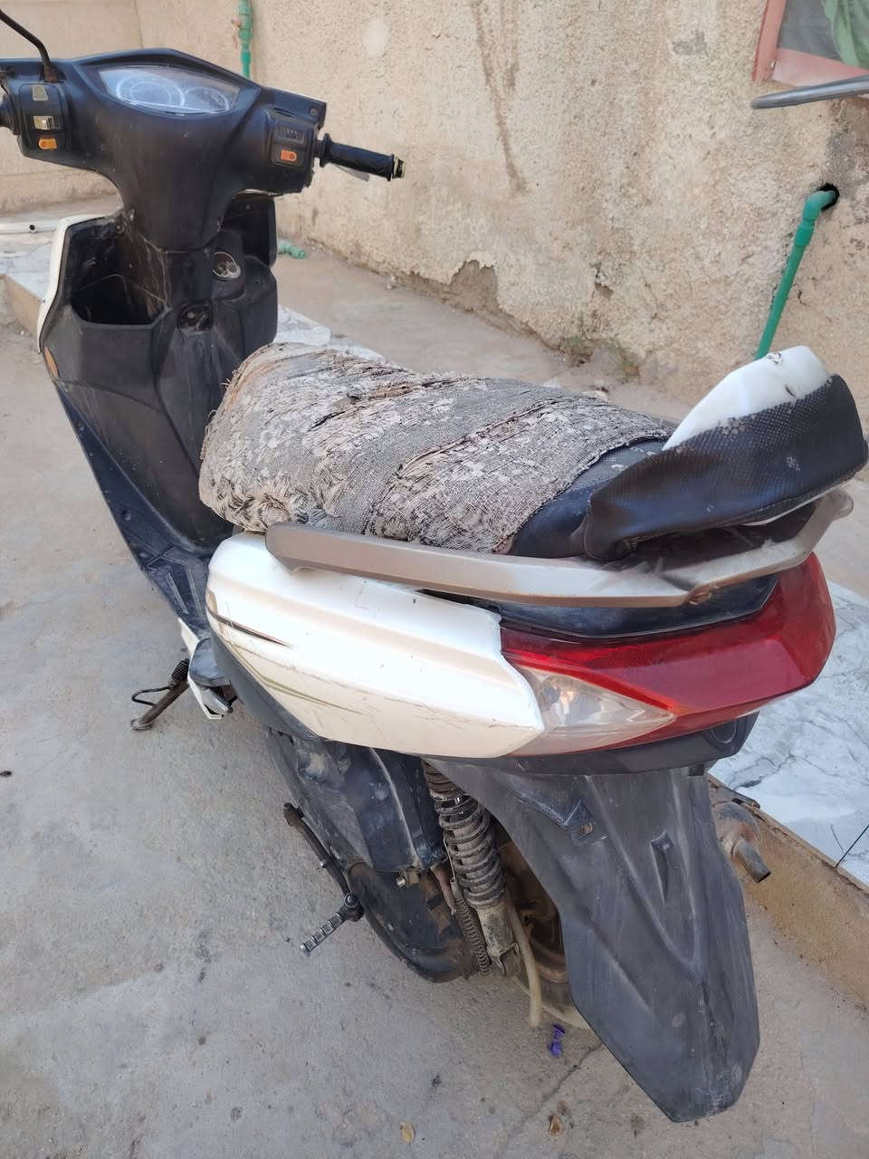 دراجه سكنس يرادلهه ترتيبات كلوبات والهورن ماتكلف دراجه حلوه شغاله سعرهه 200 ابو الخصيب


**إذا كنت صاحب هذا الإعلان وتريد حذفه لأي سبب، رجاءا أرسل رسالة إلى الدعم الفني**