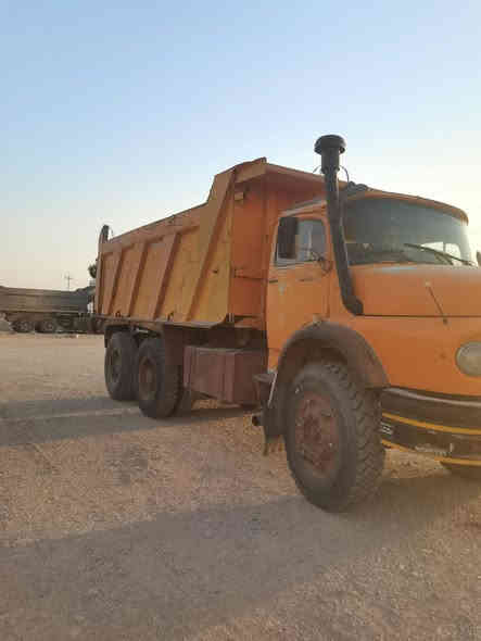 لوري اقجم موديل 82 شفقة عالية 

سيارة بلادية بيه البجم السكن وكصة بنيد 

تخم تاير  كير محرك اكسل  شاصي كله شرط 

رقم كربلاء تاخذ مني تحويل وسنوية جديده 

مكان السيارة السليمانية كلار 

السعر 85 

***********
