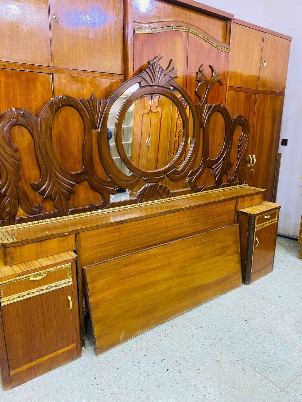 غرفه ام سته داخل وخارج صاج سعره ٦٥٠ مكاني بغداد مدينه الصدر *********** متواجد واتساب توصيل مجاني داخل بغداد
