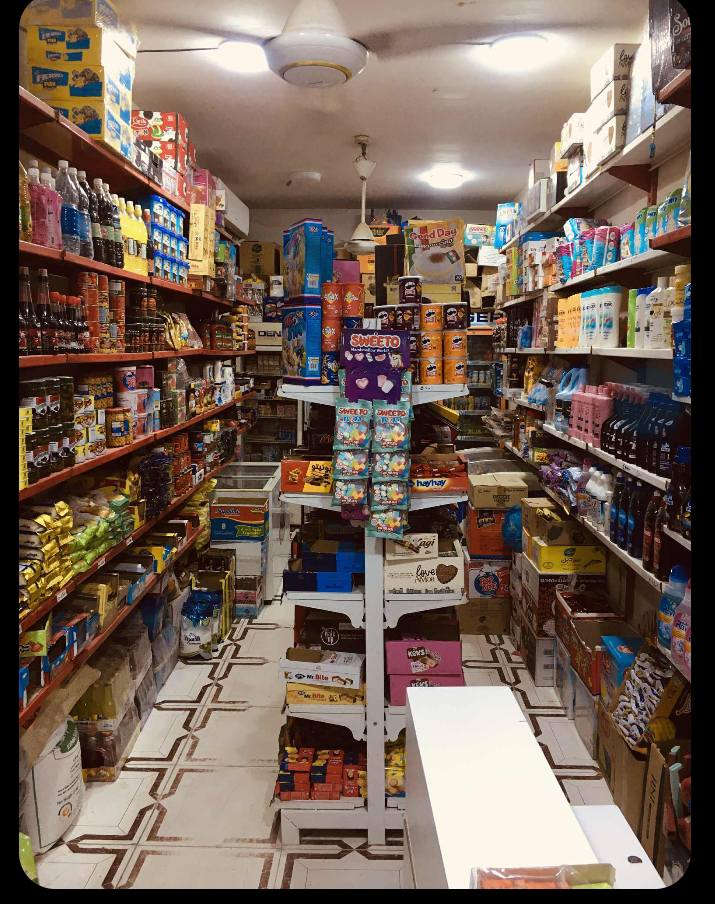 السلام عليكم اسواق للبيع كامله وموقع جيد وباب رزق خير من الله سبب البيع لنشغالي بعمل اخر 
العنوان ناصريه حي الثوره قرب بنزين خانه الرايه 
الاتصال ***********
