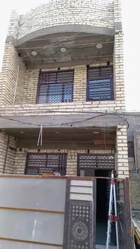 بيت للايجار مساحة ٥٠ الطابق الأسفل خدمات والطابق الثاني غرفتين السريدا...