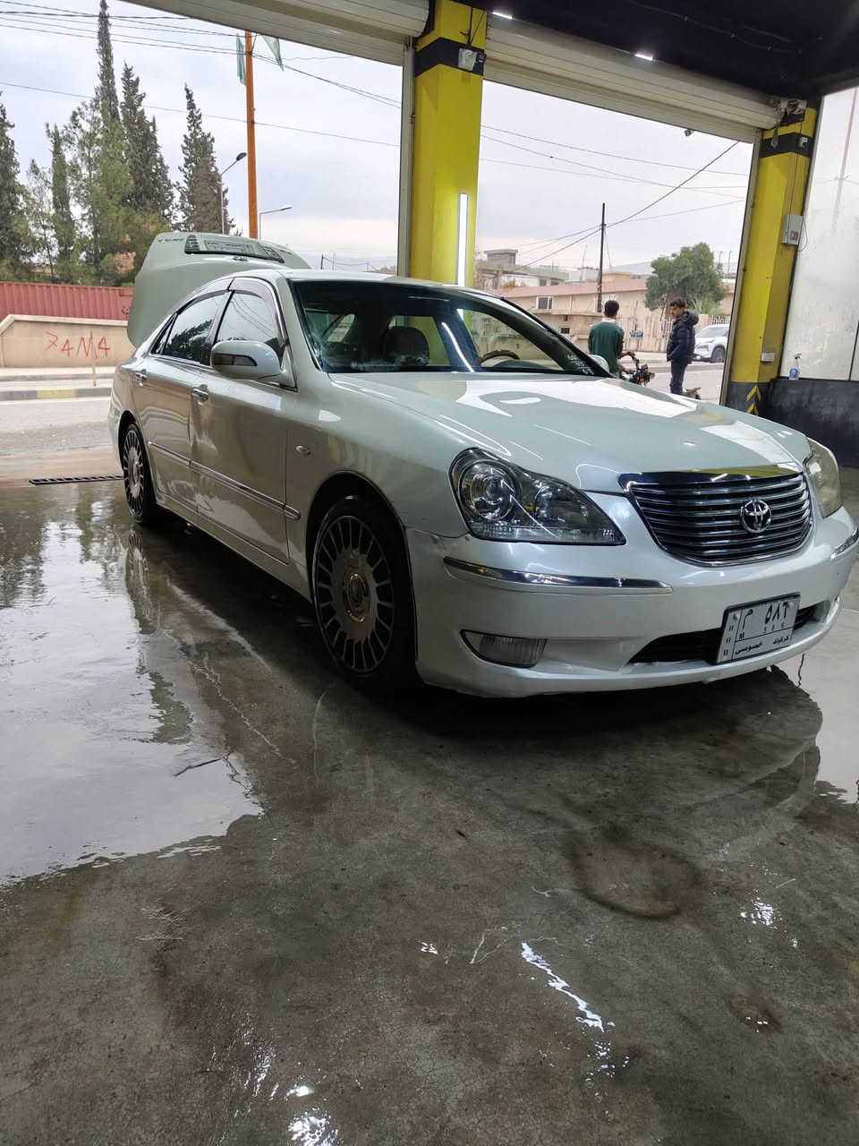 ماجستا ٢٠٠٥ موس موس
 ٥ دووگمە کامل مسرف کراوە گێڕو مەکینەی بە شەرت  بێ دەعم و لێدراوی یەک پارچە بۆیاخی ئەوروپای هەیە ABS بیلادە چوپەکانی حور کروە بە دڵی خۆت بەرز و نزمی پێ بکە یەک دینار مەسرەفی تیا نیە 
٥٥$ مەجالێکی کەم
***********
