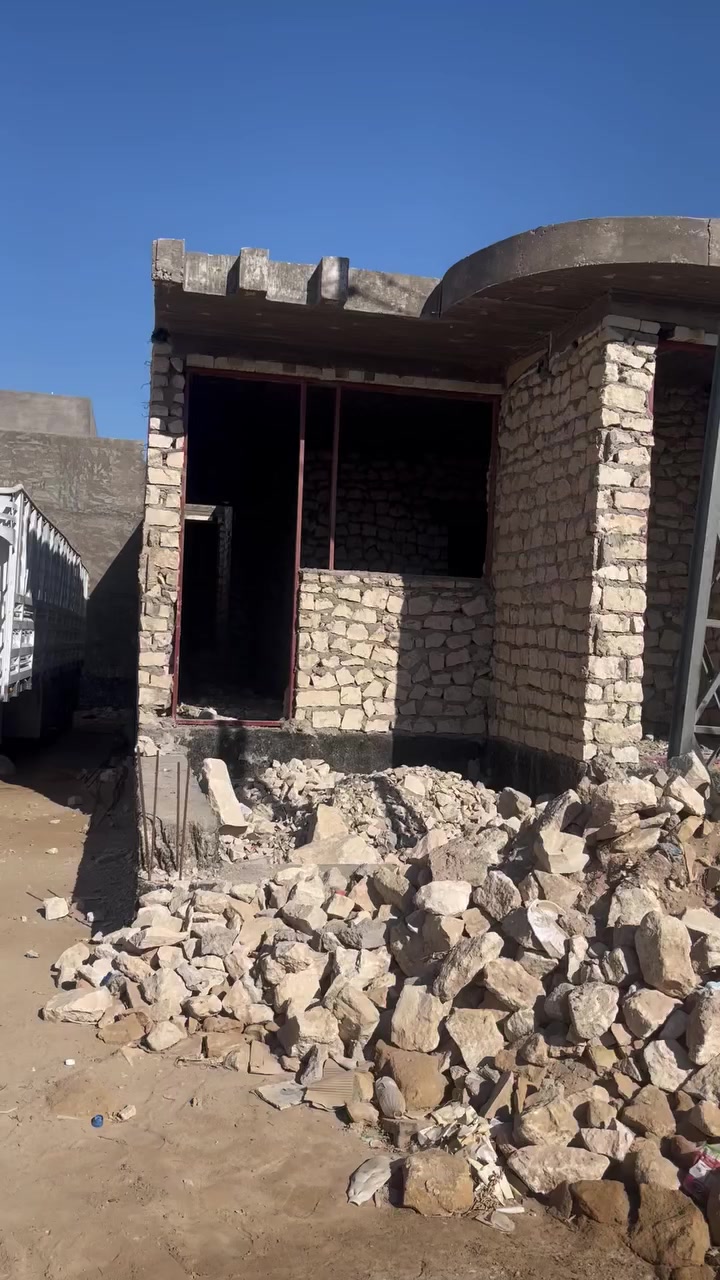 هيكل للبيع ب١٢٩٨٦  قرب مجمع الهندسي قرب المدرسه الصين ٢٠٠م بناء جديد خريطه جديده 
ب٦٠مليون 
مكتب كريم العبيدي 
***********
