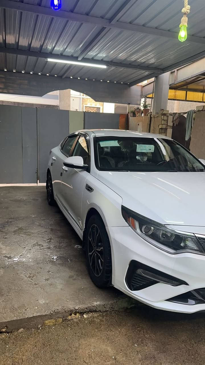 ٠ /اوبتما 2018
جديده جدا رقم  اربيل دولي  وعندي وكاله تريد تحويل  مبدل بيه باب خلفي وصور الحادث موجوده بالمنشور حادثه كلش حلو سياره على ايدي ماشيه75 جاهزه دينار متصرف عليه السياره كله على وضع الشركه من محرك وكير وصدر.تخم تاير صار 20 يوم من شادهن شرط تراي مال زيرو مكان السياره موجوده  الديوانيه  السعر 145 لتواصل مع الواتساب او اذا تحب تتصل  .***********
