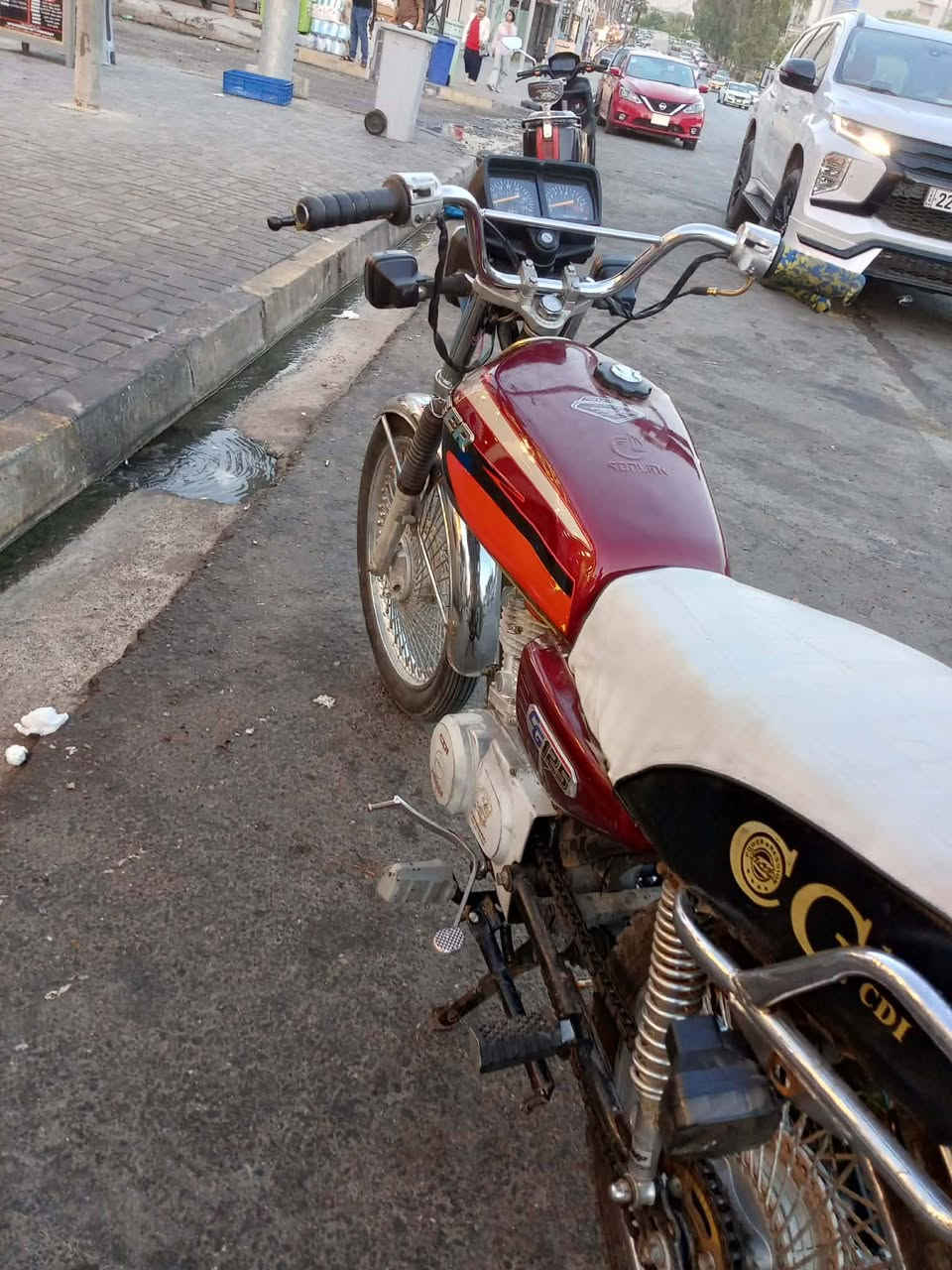 ماطور للبيع سعر 350 بمجال رقم هاتف ***********
