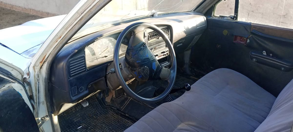 سلام عليكم ورحمه الله وبركاته سياره بكام 1992 لمعرفة تفاصيل اكثر تصل عله صاحبه ***********مكلف بلنشر
