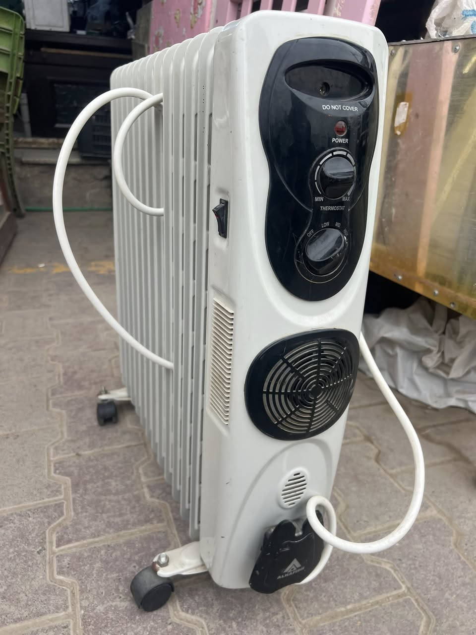 غراض للبيع كلمن وسعره ***********
