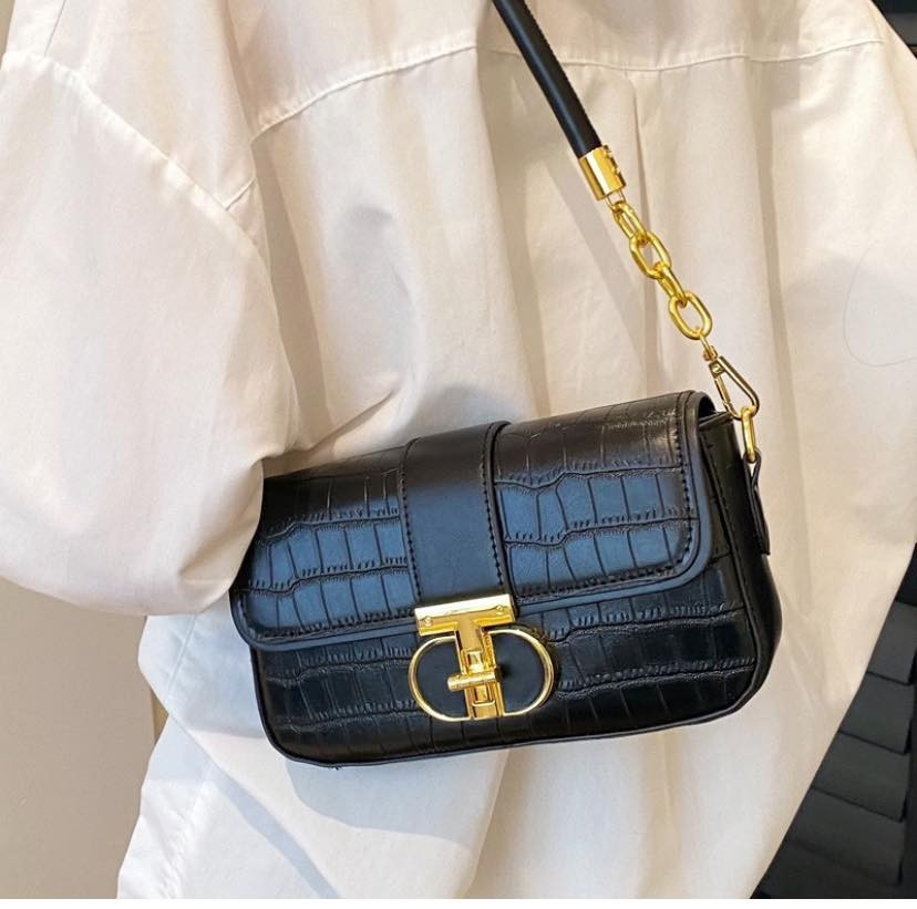 جنط كوالتي دمار وأسعار مناسبه هاي نموذج الي يريد يدخل  خاص


**إذا كنت صاحب هذا الإعلان وتريد حذفه لأي سبب، رجاءا أرسل رسالة إلى الدعم الفني**