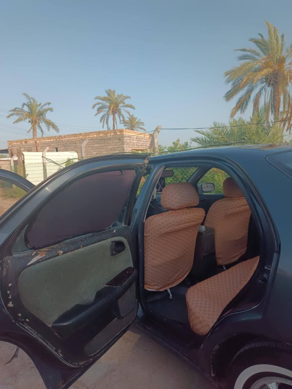 السلام عليكم
كرسته نفخ موديل 93 رقم ذي قار سنويه لحد 28 بسمي 

صبغ عام جماليه مكفوله كص ونقل ومن الضربه القويه تبريد فول شغال 

حداديه 70٪ مكينه وكير ونجي انسه صرف البنزين 

مكان السيارة ذي قار سوق الشيوخ.  
السعر. 55 وبيه مجال
ــــــــــ 
اخوان رجاءً تفاصيل السياره كله مذكوره بالمنشور والصور لاواحد ايراسل ودزلي صوره وتفاصيله ع الخاص كلشي واضح بالمنشور 

اتصال برقم اووات ساب 

*********** 

عذرا عن الاطاله
