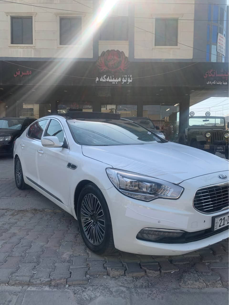 🔹فقط بيع نقدي 🔹

▪️Kia kores ▪️
▪️وارد خليجي موديل / ٢٠١٥ ▪️
▪️محرك ستة سلندر كبس ▪️
▪️مواصفات فوول سلايت ▪️
▪️فقط جاملغ واحد سبغ ▪️
▪️بدون دواخل بدون ايرباك ▪️
▪️مكانين صغير تعديل بارد ▪️
▪️رقم و سنوية جديد ▪️
▪️ماشي ( ١٩٢ ) الف كم ▪️
▪️عنوان اربيل ( *********** ) 

▪️سعر ( ١٦٥ $ ) مجال ▪️ أربيل, العراق
