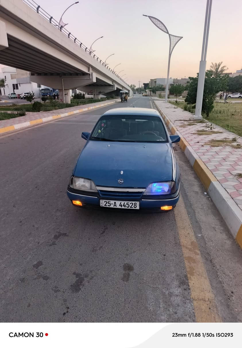 س ع بيع سريع اوميكا رقم كركوك انكليزي حجم 20دفتر بانزين كير محرك بالشرط  كهربائيات مسجل مضخم كله شغال صدر زين مناقصها شي مال جناي سعر 23 الشراي يتصل *********** عنوان كركوك
