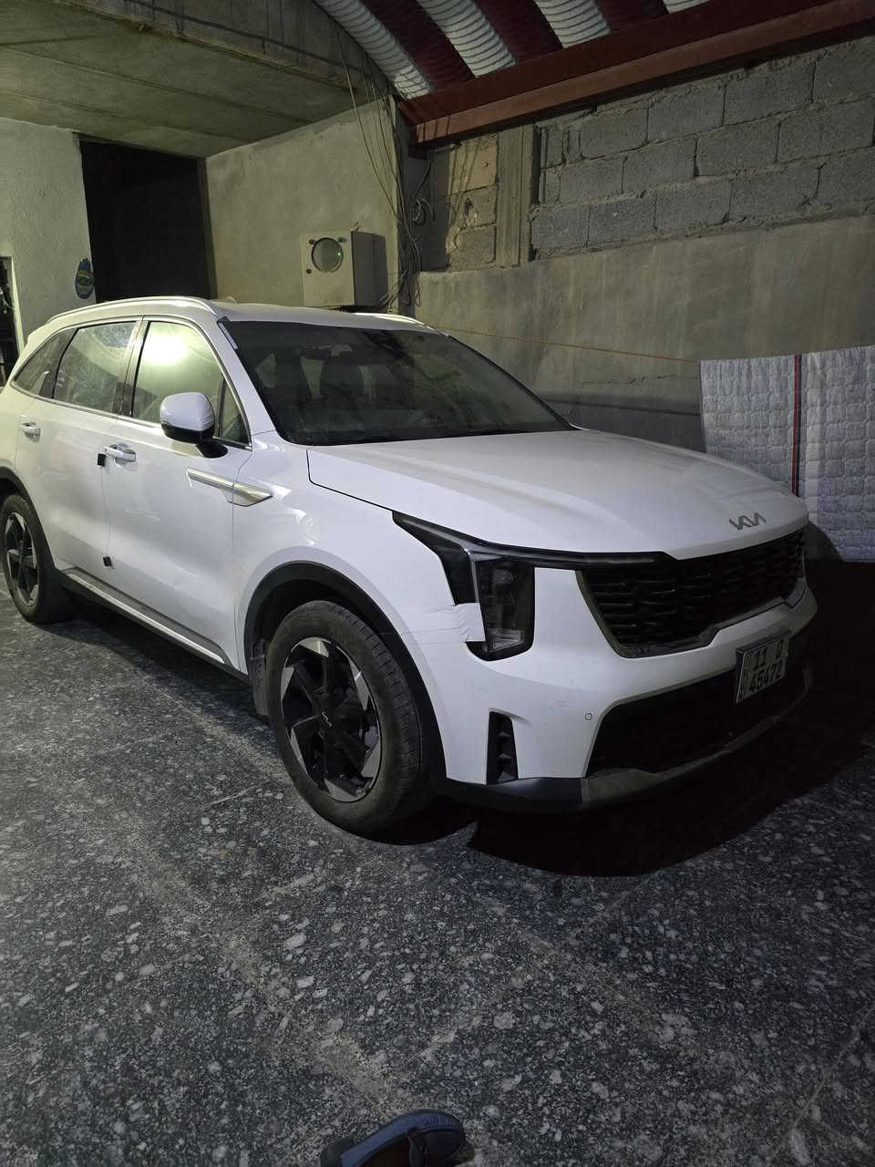 السلام عليكم  سورنتو 2024 خليجي رقم بغداد بسمي مكينه ٦سلندر ماشيه 22الف فول عده الفتحه موصفات معروفه
مكفوله السياره بيه طخه جدآ بسيطه بارد السعر(325) بيها مجال مكان السياره كربلاء ***********
