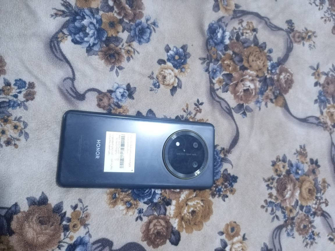 هونر X9cمستخدم شهر هاي التفاصيل كدامك رمش وتدلل
***********
