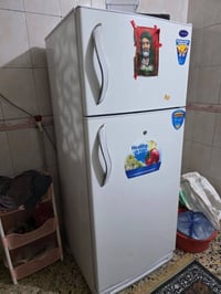 من رخصه الادمن المحترم  ثلاجه سعرها 250  غساله 80  جهاز رياضي 100 للاس...