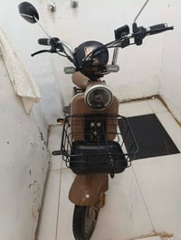 دراجة شحن • حجم ١٤ • بطاريات جديدة