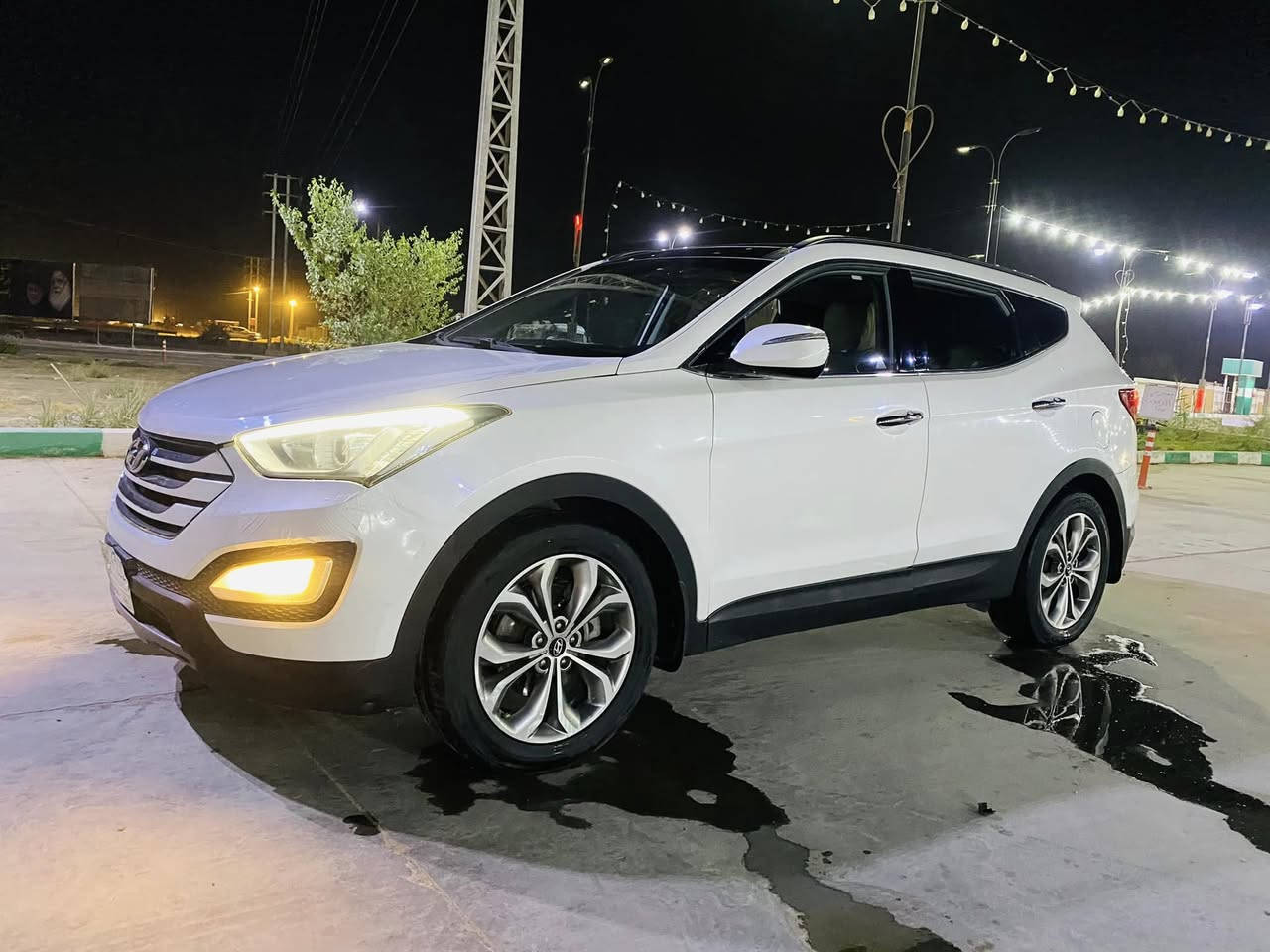 السلام عليكم (( 175 )) $
للبيع سنتافي خليجي ابيض رقم بغداد تحويل مباشر كفاله عامة عده بنيد مرخة براغيه لباقي مكفول فول 1/1  بنرامة بصمة جلد 6 سلندر 7 راكب مكاني بابل كفل رقم لهاتف ***********
