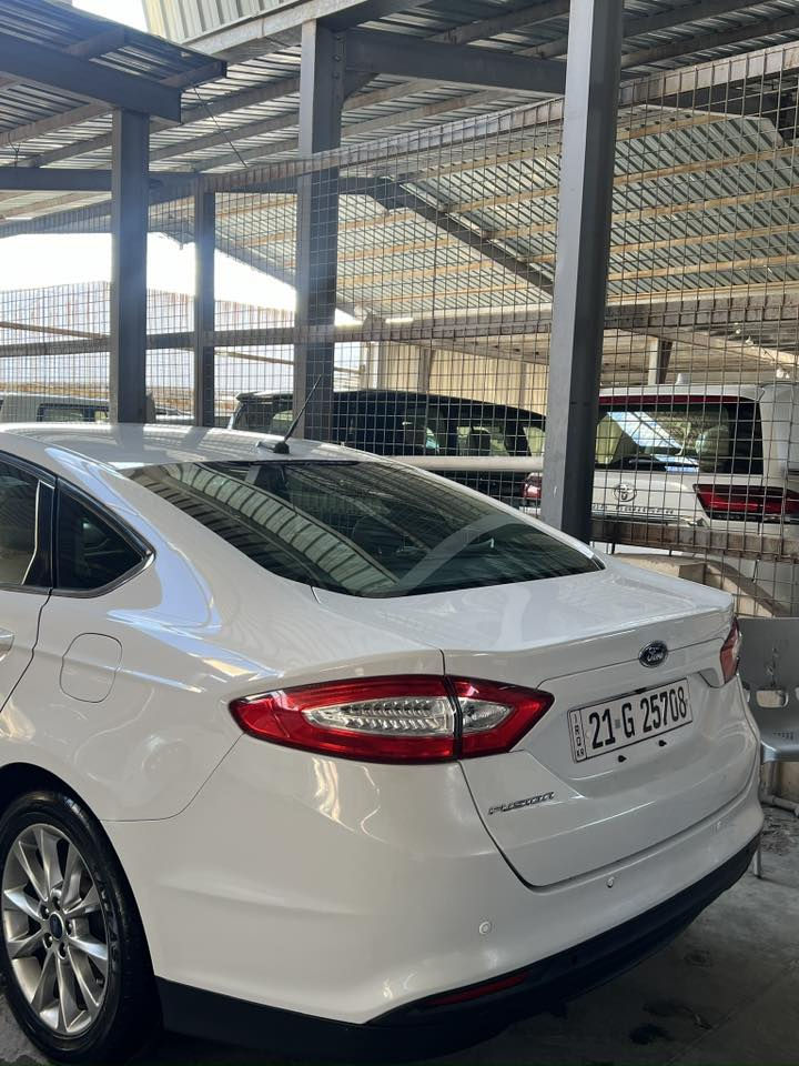 فۆرد فیوژن مۆدێلی2016 سفری شەریکەی نیڤا مەکینە 2.5 مەرغوب نمونەی جوانی بێ بۆیاخ تەنها ٢ پەڵە pdrی هەیە بچوکە بێ مەسروفە تەقەو رەقەی نییە سەنەوی تازە هەموو شتی بە شەرتە نرخی ١٢٢ وەرەقە مەجالێکی زۆر کەم***********  واتس ئاپ
