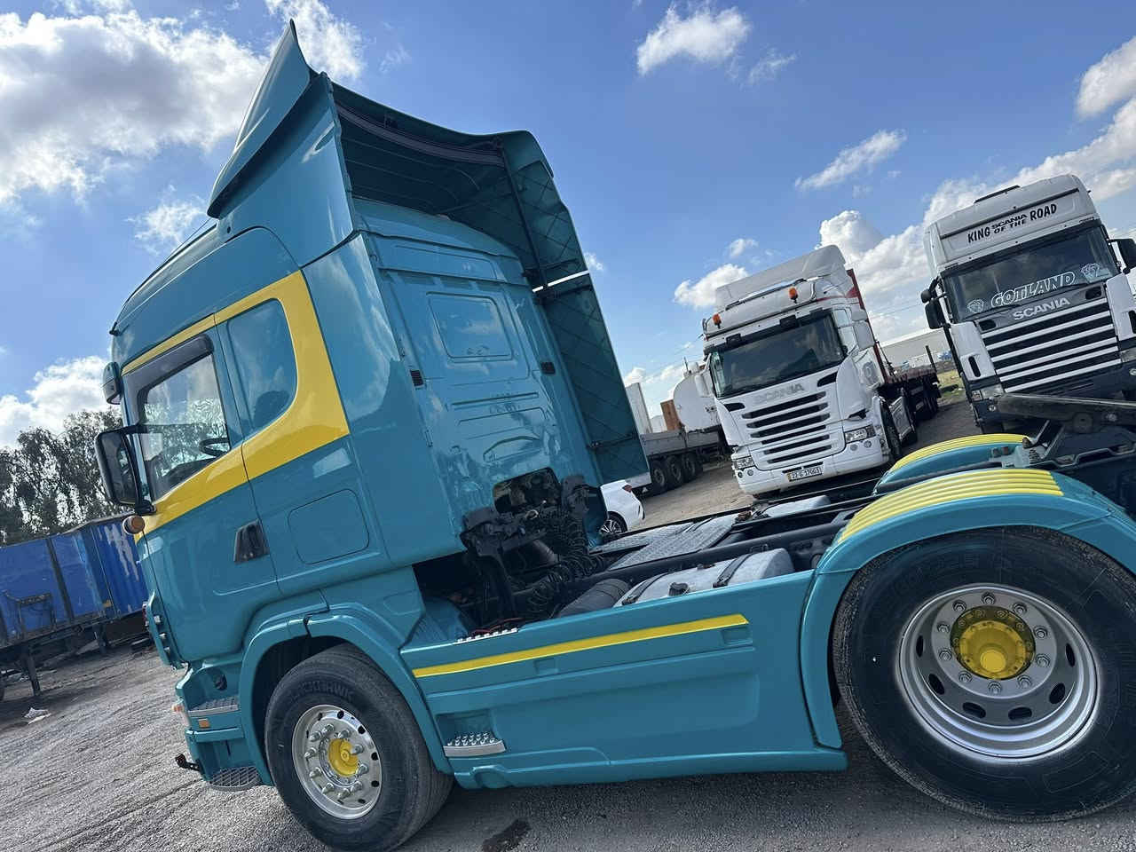 سلام عليكم سكانيا 2007 مجموعه جوبلس مربوطه فلات 4محاور رقم وسنويه جديد بسم المشتري مكينه R500 كير اوتماتيك كلج  
مكانها البصره القرنه  سعرها 290 
***********
***********
