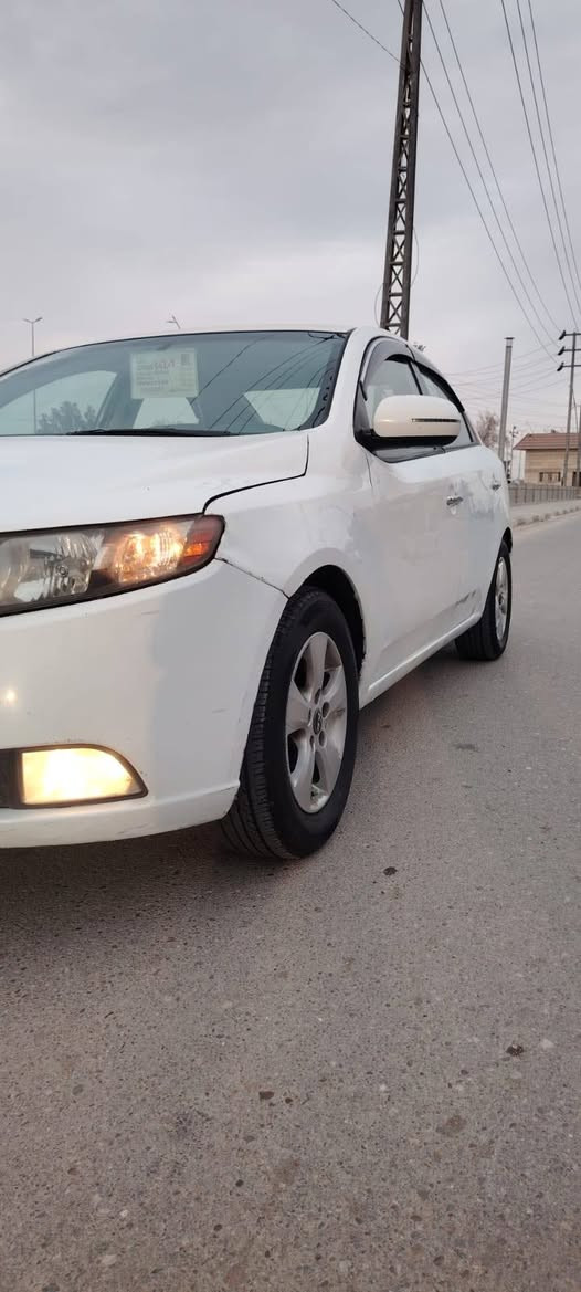 سلام عليكم سيراتو موديل٢٠١٣ كير و مكينه وتبريد مكفولات صدر أمامي وخلفي جديد تخم تاير جديد سياره جاهزه اي نقص مابيهه سياره بيهه اربع قطع ابيع احزام رقم أربيل سنويه نافذه تريد تحويل تريد وكالة فتحت شقف اشاير بالمري مري شفط تبريد بيانو مكان السيارة واسط عزيزية معروضة ب ٧٣ وبيهة مجال بسيط ***********
