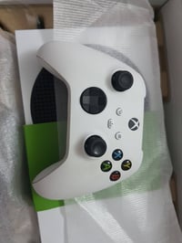 Xbox series S استخدام قليل جدا يعني اخ الجديد حسب مامبين بالصور سعره ف...