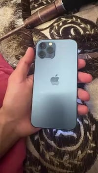 ايفون 12 برو • ذاكرة 256 • بطارية 81%