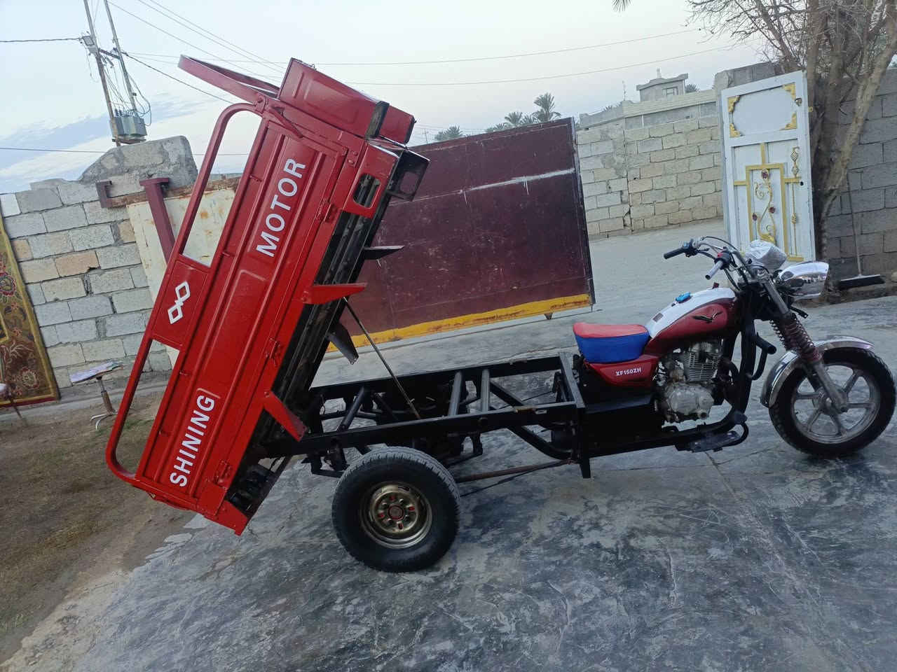 سلام عليكم ستوته للبيع أم طير موديل 2020اوراق كامله كهربائيات كله شقاله السعر واحد  وميه وبيه مجال بسيط المكان ديالى الخالص رقم ***********الموشراي خليه يعبر المنشور وبس انتصال اجاوب
