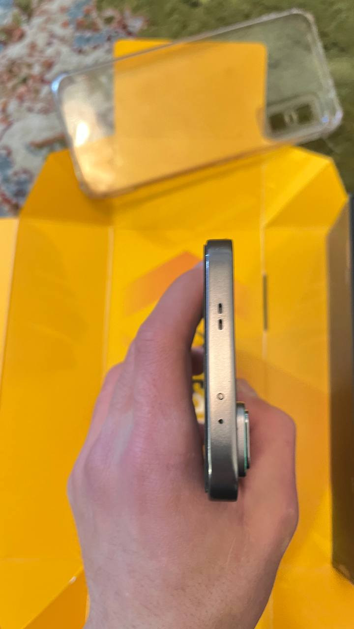 📱 للمراوس Infinix GT 30 Pro – نسخة 256GB
🔋 البطارية 98% استعمال نظيف جداً
💾 256GB تخزين
⚡ معالج قوي جداً مناسب للألعاب 120فريم
📱 شاشة AMOLED 6.78 بوصة – 144Hz سريعة وواضحة
📸 كاميرا 108MP تصوير ممتاز
📡 يدعم 5G + شريحتين
🔐 بصمة تحت الشاشة
🔋 بطارية قوية + شحن سريع
✨ تصميم مميز بإضاءة RGB
📍 الجهاز نظيف وخالي من المشاكل
اريده مراوس بايفون ١١ برو فما فوق
عنواني الحسينية الراشدية قرب ملعب أرض الاحلام ***********
