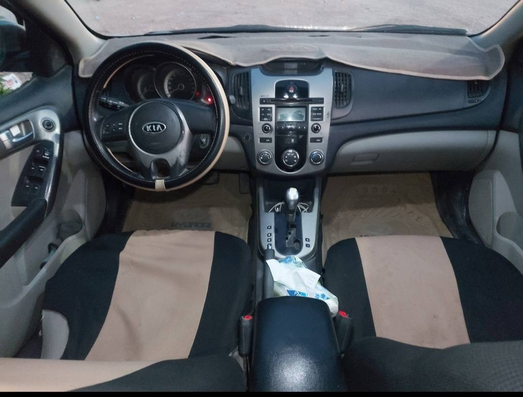 سلام عليكم سيراتو موديل ٩ بغداد صدامي تحويل ثاني يوم سياره مصبوغه عام بيها ضربه جاملاغات الوره ثنينهن سياره جاهزه تخم تاير حداديه نص عمر كير ومحرك مكفولات مكان سياره نجف بيع مستعجل سعر ٦٥ وبيها مجال حك الجيه رقم ***********
