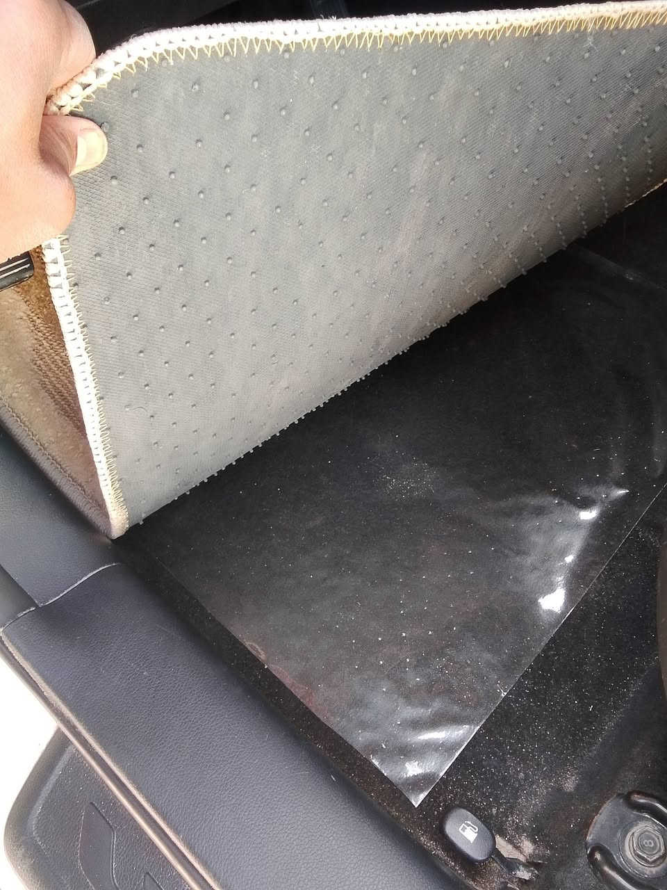 سبورتج خليجي 2014 نص فول  
رقم بغداد ماشيه 78 الف
مكاني بغداد بعدهي جديده  كير محرك 2400 بلاد شرط 
رايدهه ب 144 
 بعدهي ع وضعهه الشركه 
***********
