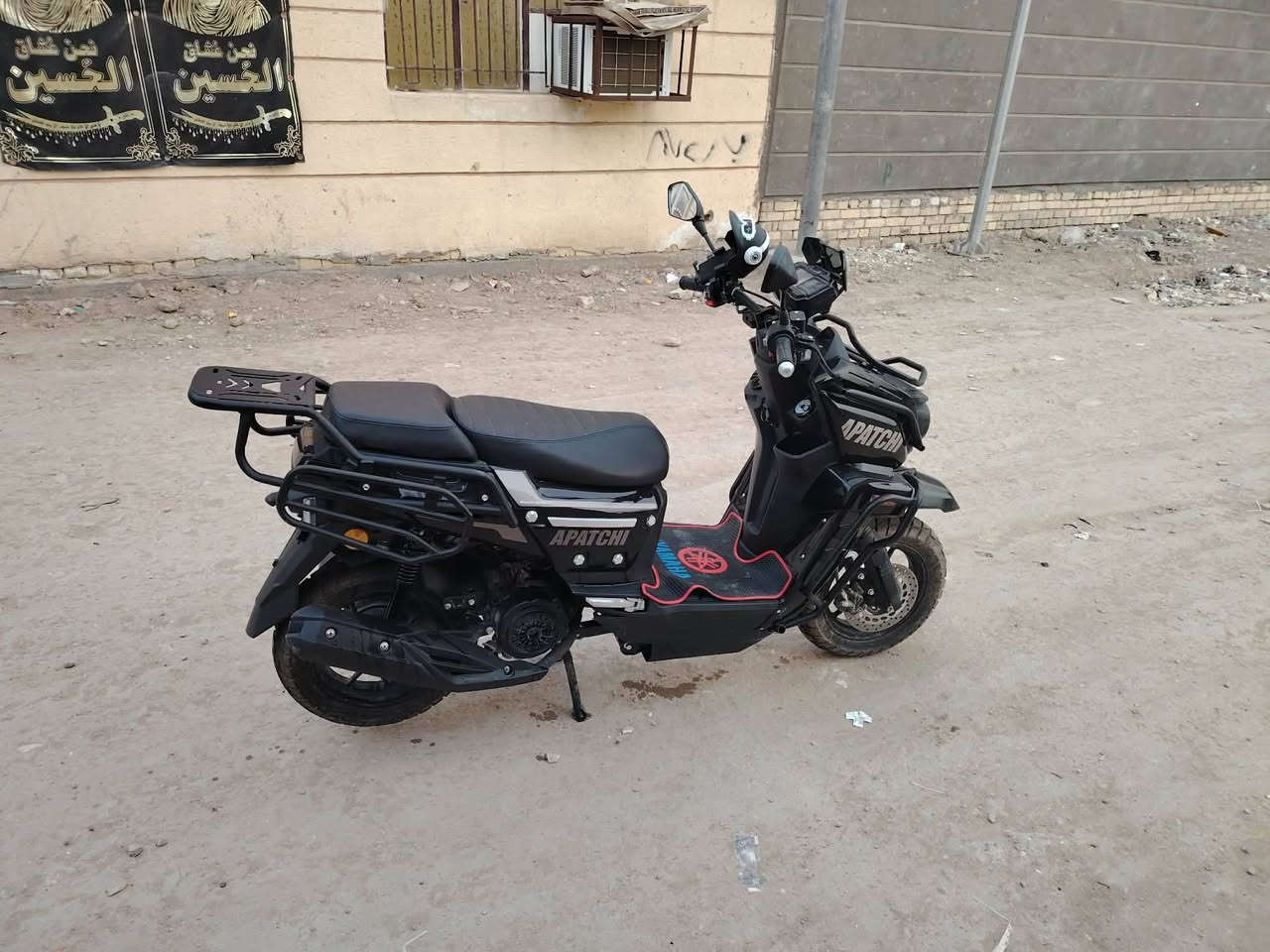دراجه اباتشي ام عيون موديل ٢٠٢٥ دراجه كسر كارتون مستخدمه قليل ناصريه تواصل نتصال فقط ***********
