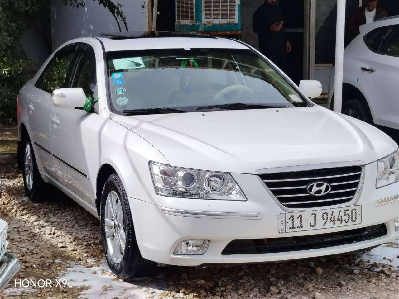 سوناتا موديل ١١ خليجيه فول كفاله بدون صبغ بيها مكانين تكثير مشتغلهن كارات السياره جاهزه من كلشي 
السعر ١٤٥ بيها مجال بسيط 
مكانها حله بابل معرض الخفاجي لتجاره السيارات الحديثه 
للستفسار ***********
