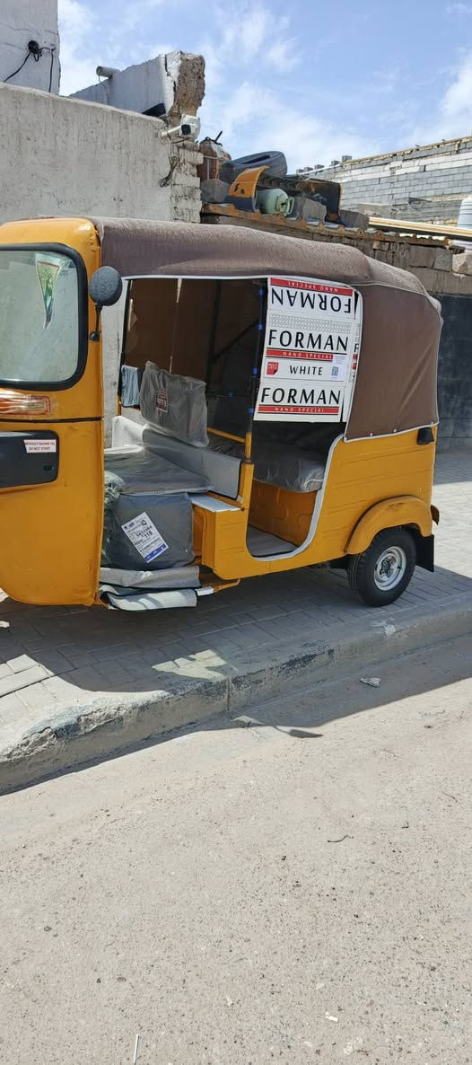 سلام عليكم شباب تكتك 2019رقم وسنويه كلشي جديد تخم تاير تخم وياله كهربايات كلهه شغاله السعر 6000وبيهه مجال استفسار ***********
